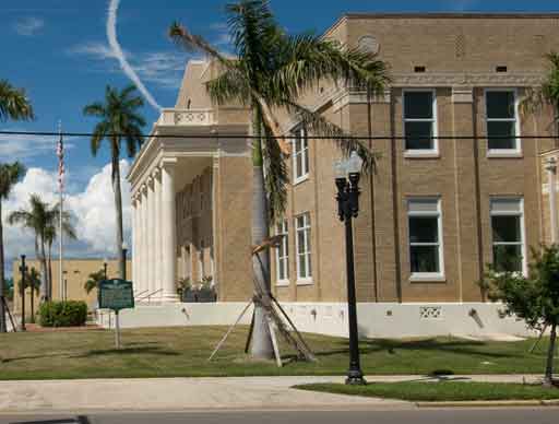 Courthouse Side - 2009